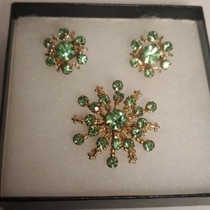 Vintage 1950's Starburts Set Green Rhinestones